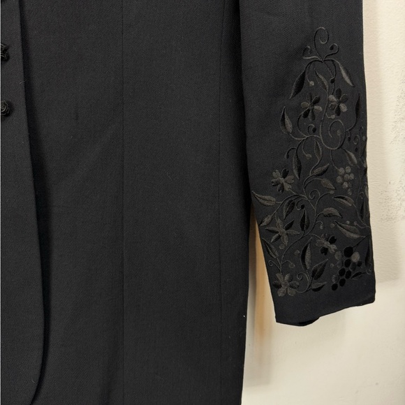 Vintage 80s 90s Ann Taylor Size 8 Long Blazer Black Wool Embroidered Sleeves - Picture 4 of 10